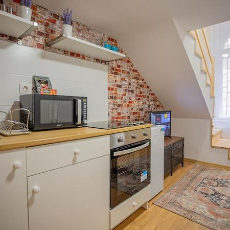 Cosy Gallery Flat In Akacfa St. Будапеща Екстериор снимка